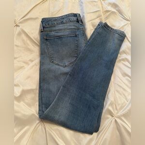 Guess Women's Light Blue distressed Skinny Jeans